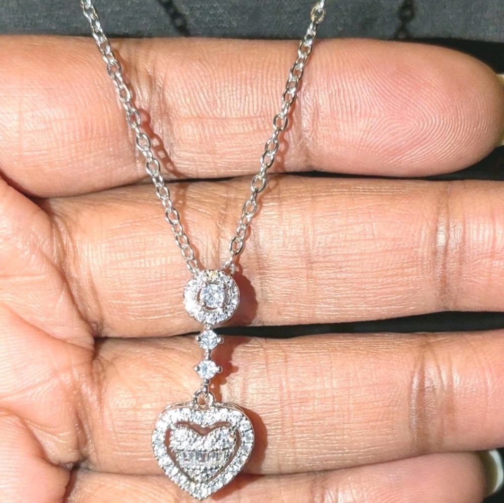 2 Ct Round Cut White Moissanite Heart Women Pendant 14K White Gold Plated
